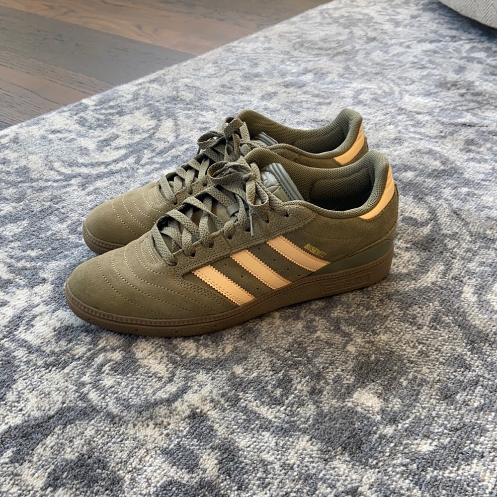 Adidas Busenitz men’s size 10